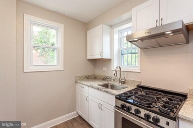 5512 C St SE, Washington, DC 20019 - photo 6
