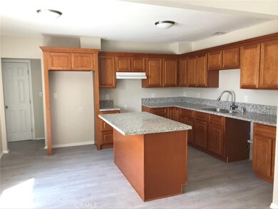 9554 Cedar St, Bellflower, CA 90706 - photo 4