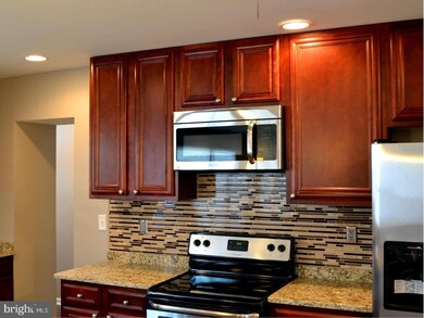 2700 Gaither St, Temple Hills, MD 20748 - photo 2