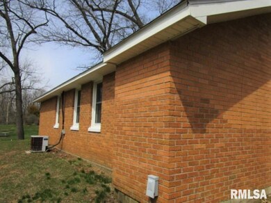 3546 W Queen Ann Ct, Peoria, IL 61615 - photo 4