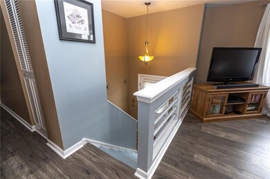 732 N Gross St, Conway, PA 15027 - photo 2