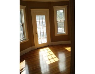 485 Medford St unit 2, Malden, MA 02148 - photo 4