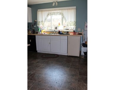 15 Auburn St unit STREEET, Haverhill, MA 01830 - photo 5