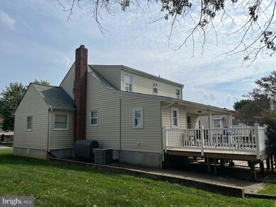 8211 Willow St, Laurel, MD 20707 - photo 5