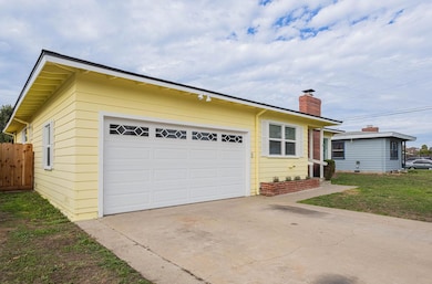 1221 Parkside St, Salinas, CA 93906 - photo 3