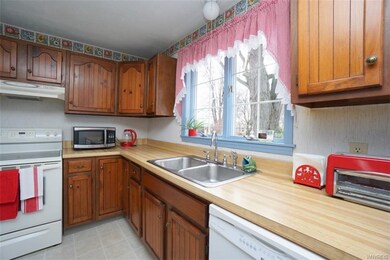 103 Greenwood Cir, North Tonawanda, NY 14120 - photo 5