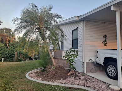 701 Aqui Esta Dr unit 14, Punta Gorda, FL 33950 - photo 6