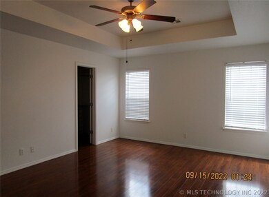 9062 S 257th East Place, Broken Arrow, OK 74014 - photo 5