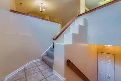 1212 Shawford Way unit 17, Elgin, IL 60120 - photo 2