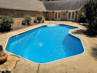 1062 Howell Dr, McComb, MS 39648 - photo 7