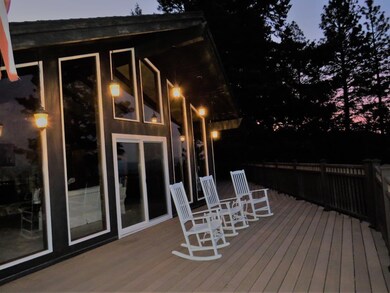 4390 Tami Ln, Central Point, OR 97502 - photo 7