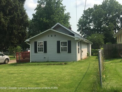 123 W Berry Ave, Lansing, MI 48910 - photo 6