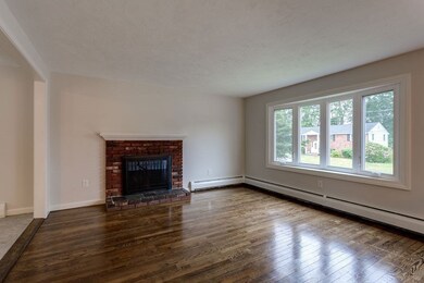 14 Whippoorwill Dr, Shrewsbury, MA 01545 - photo 7