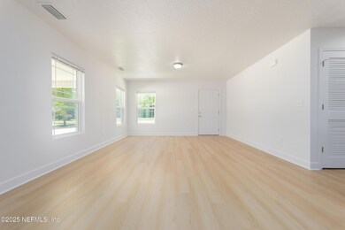 452SE42ndStKeystoneHeightsFL-1