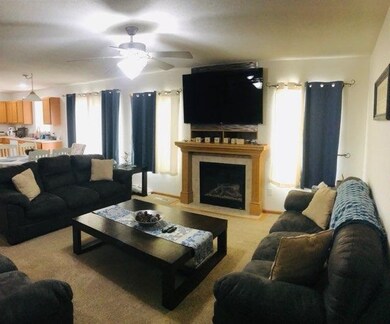 5008 Millenium Dr, Cedar Falls, IA 50613 - photo 6