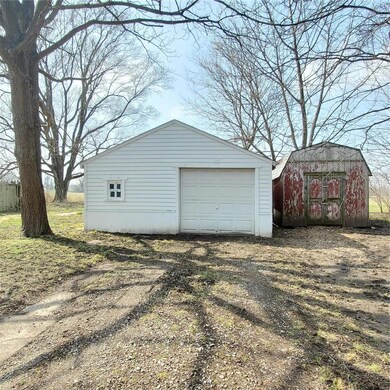 3217 W Point Ave, Collinsville, IL 62234 - photo 5