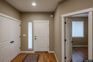 6068 NE Tuscan Loop, Albany, OR 97321 - photo 4