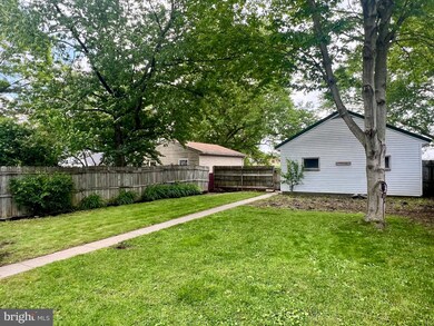 58 E Areba Ave, Hershey, PA 17033 - photo 7