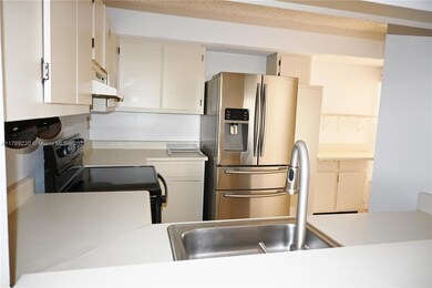 1170 N Hiatus Rd unit 1170, Pembroke Pines, FL 33026 - photo 7