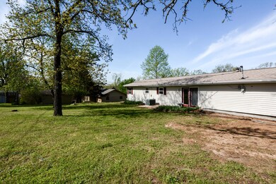11 Redbud Ln, Kimberling City, MO 65686 - photo 4