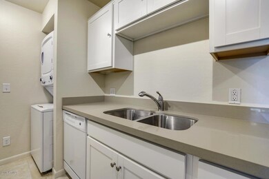 1916-North-32nd-Street-201-and-204-18