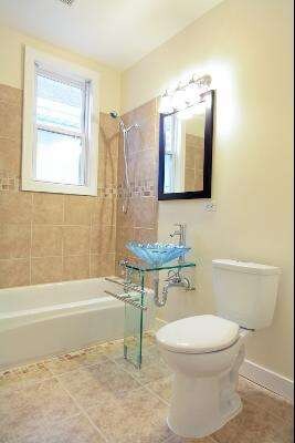 unlisted-address, Berwyn, IL 60402 - photo 5