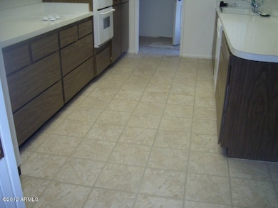 10825 W Cameo Dr, Sun City, AZ 85351 - photo 6