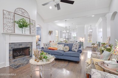 212 Habor Walk -7