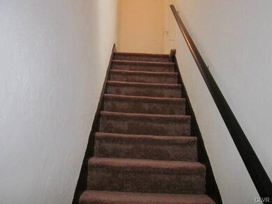 226 N 16th St unit 2, Allentown, PA 18102 - photo 6