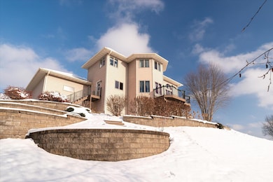 203 Eagles Bluff Rd, La Crescent, MN 55947 - photo 4