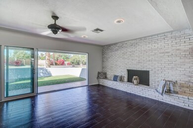 1455 E Ocotillo Rd-8