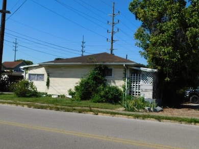 165 N Homer Ave, Logan, OH 43138 - photo 3