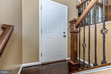 807 Brunswick St, Brunswick, MD 21716 - photo 5