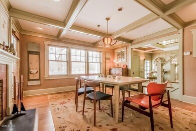 033-Dining_Room-830709-mls