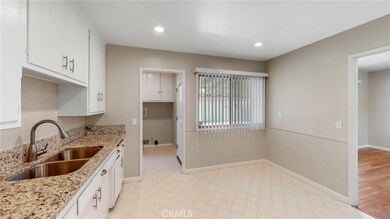 Kitchen & laundry nook