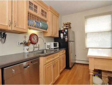 365 North St unit 6, Boston, MA 02113 - photo 2
