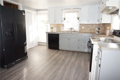 79 Read Ave, Coventry, RI 02816 - photo 6