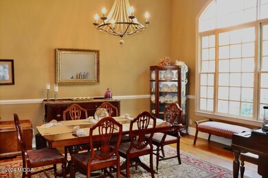 3-dining room 1