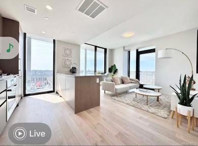 Longfield unit 17I, Flushing, NY 1154 - photo 3