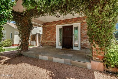 2537 N 9th St, Phoenix, AZ 85006 - photo 7