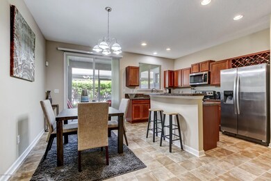 8859 Grassy Bluff Dr, Jacksonville, FL 32216 - photo 4