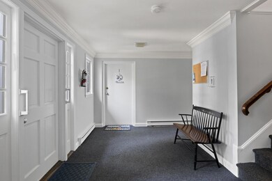 1-web-or-mls-15-pleasant-st-e-2