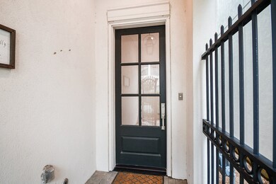 949 Dunleigh Meadows Ln, Houston, TX 77055 - photo 7