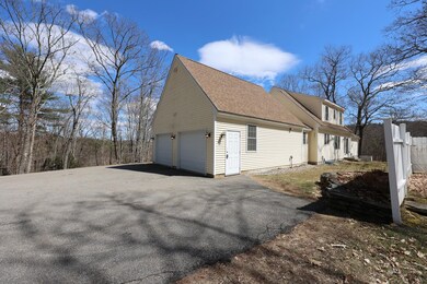 6 Bluebird Ln, Boscawen, NH 03303 - photo 3