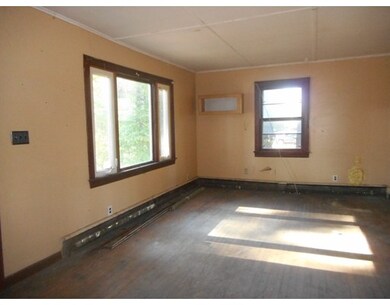 461 E River St, Orange, MA 01364 - photo 6