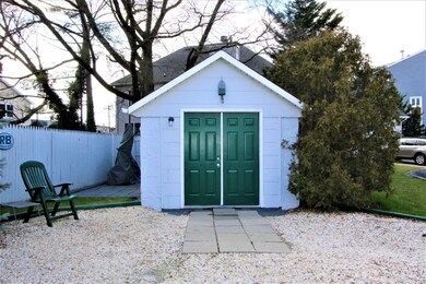 Garage/Man Cave/She Shed
