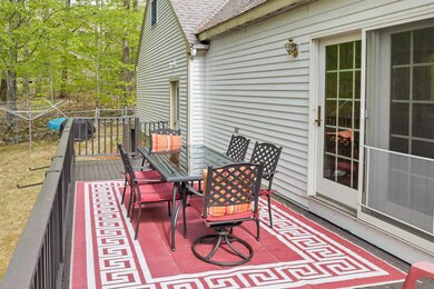 11 Abenaukee Dr, Wolfeboro, NH 03894 - photo 5