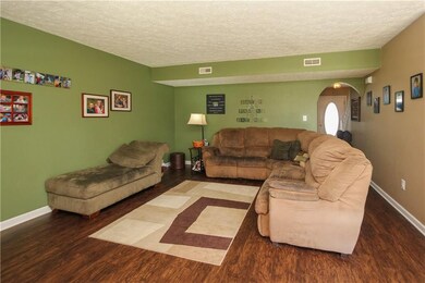 1612 Turning Leaf Dr, Franklin, IN 46131 - photo 5