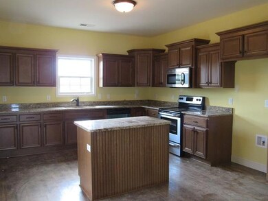 Similar Photo Of House (Kitchen)