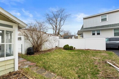 13 Osborne Rd, Albany, NY 12205 - photo 7